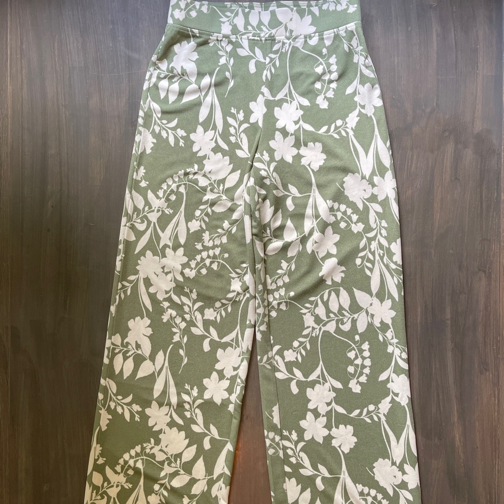 Floral Wide Leg Pants
